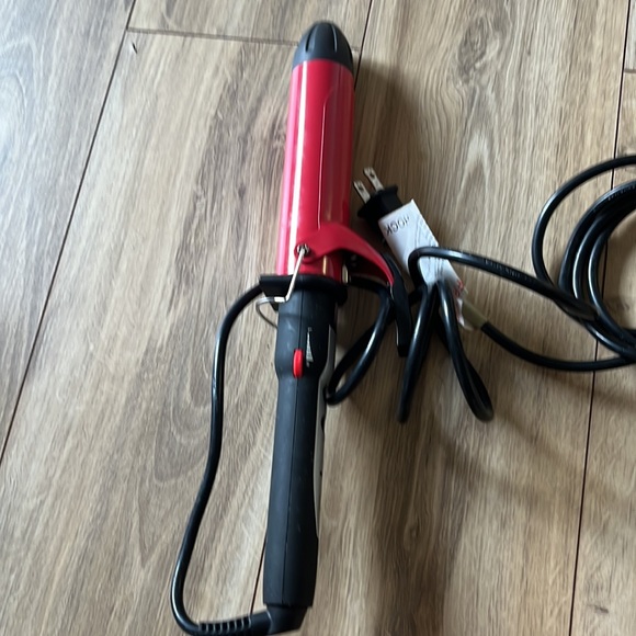 Large Barrel Curling Iron - Picture 2 of 2